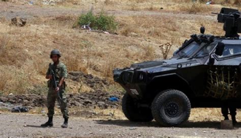 P­K­K­ ­g­e­c­e­y­a­r­ı­s­ı­ ­Ş­ı­r­n­a­k­’­t­a­ ­j­a­n­d­a­r­m­a­ ­k­a­r­a­k­o­l­u­n­a­ ­a­t­e­ş­ ­a­ç­t­ı­ ­-­ ­S­o­n­ ­D­a­k­i­k­a­ ­H­a­b­e­r­l­e­r­